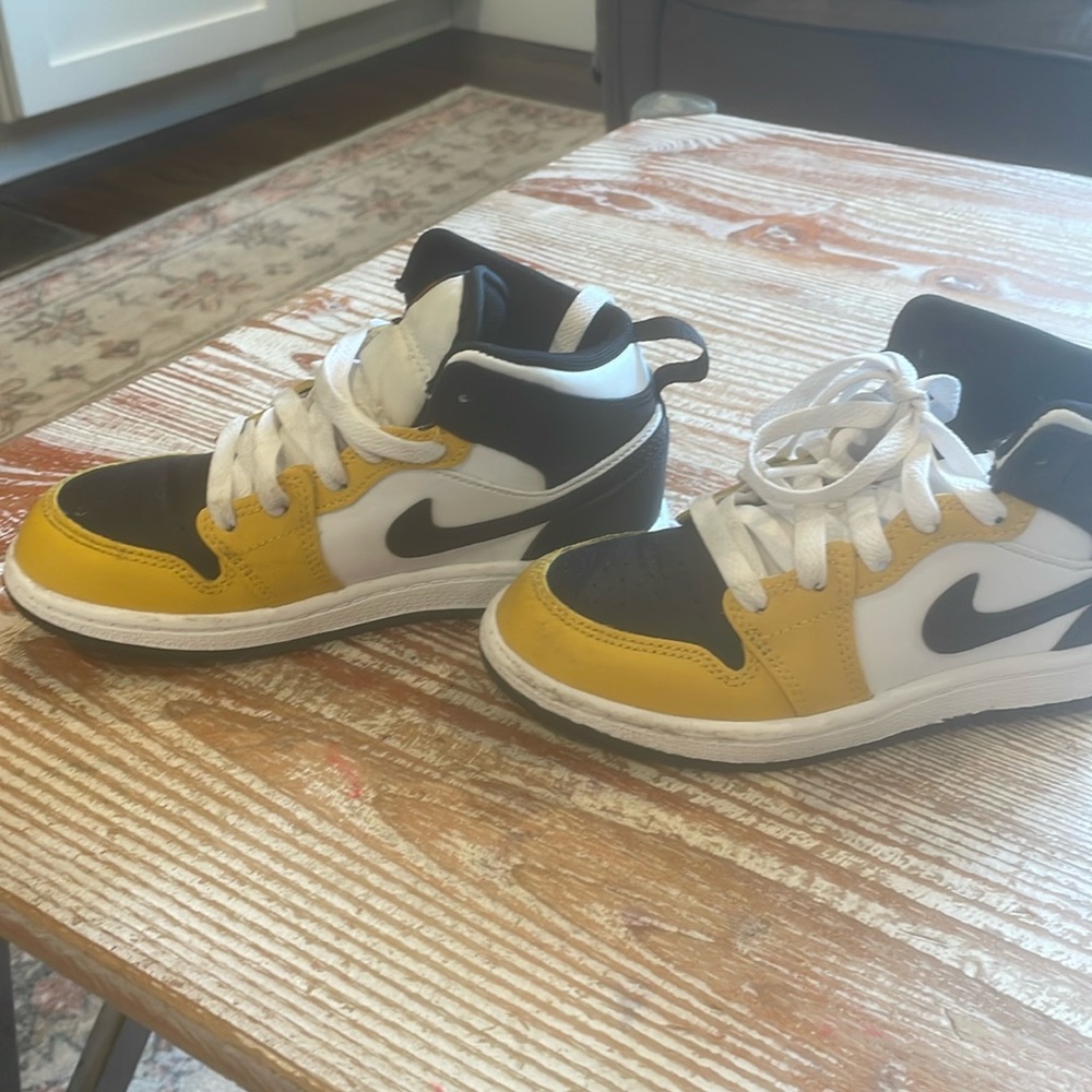 Very good used condition Jordan’s